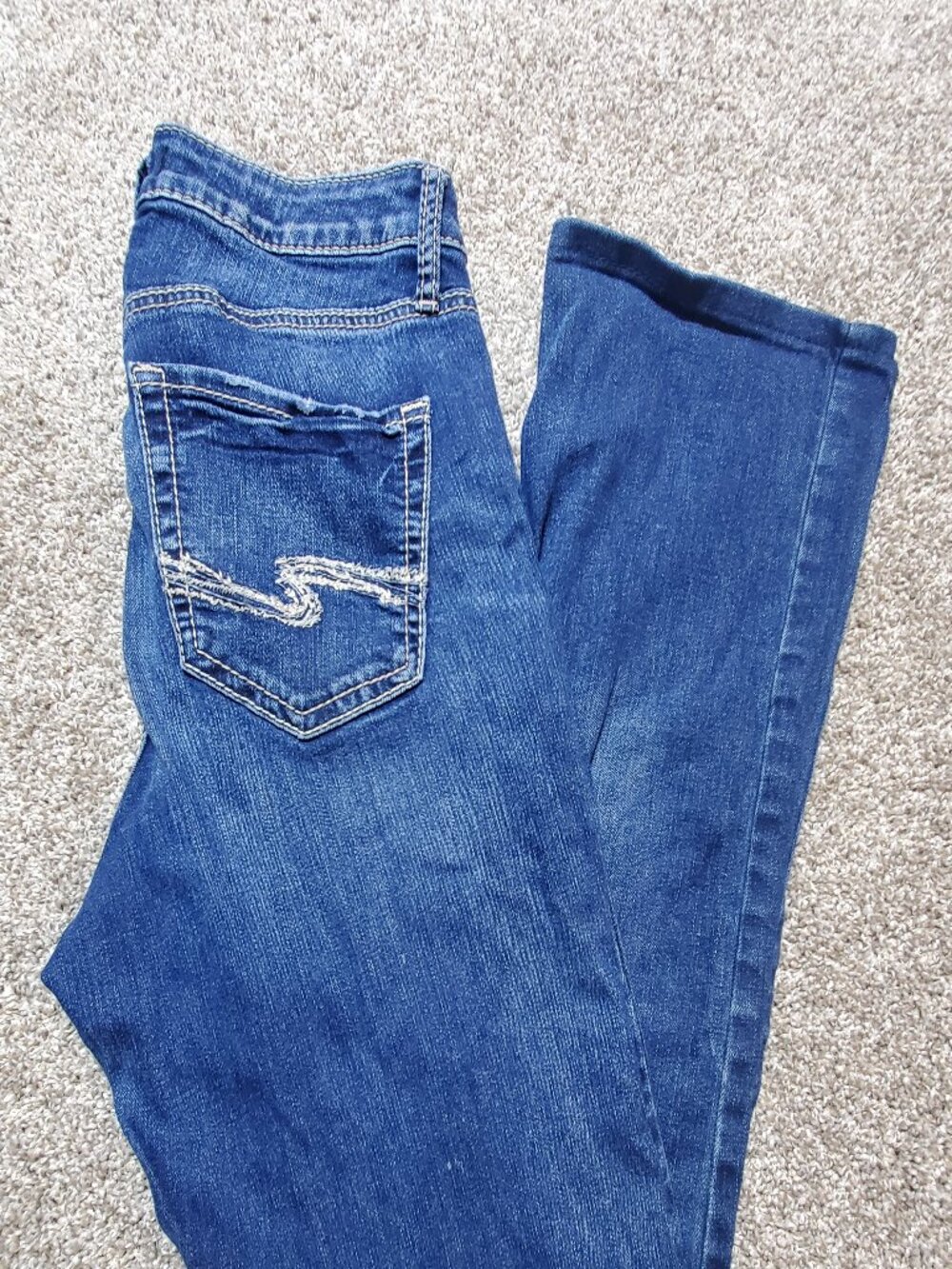 Women's Silver Jeans Dark Blue Wash 31x33 Avery Slim Boot Cut